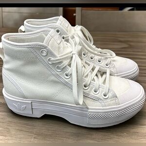 ADIDAS NEZZA TREK PLATFORM SHOES WOMENS WHITE SIZE 6.5
